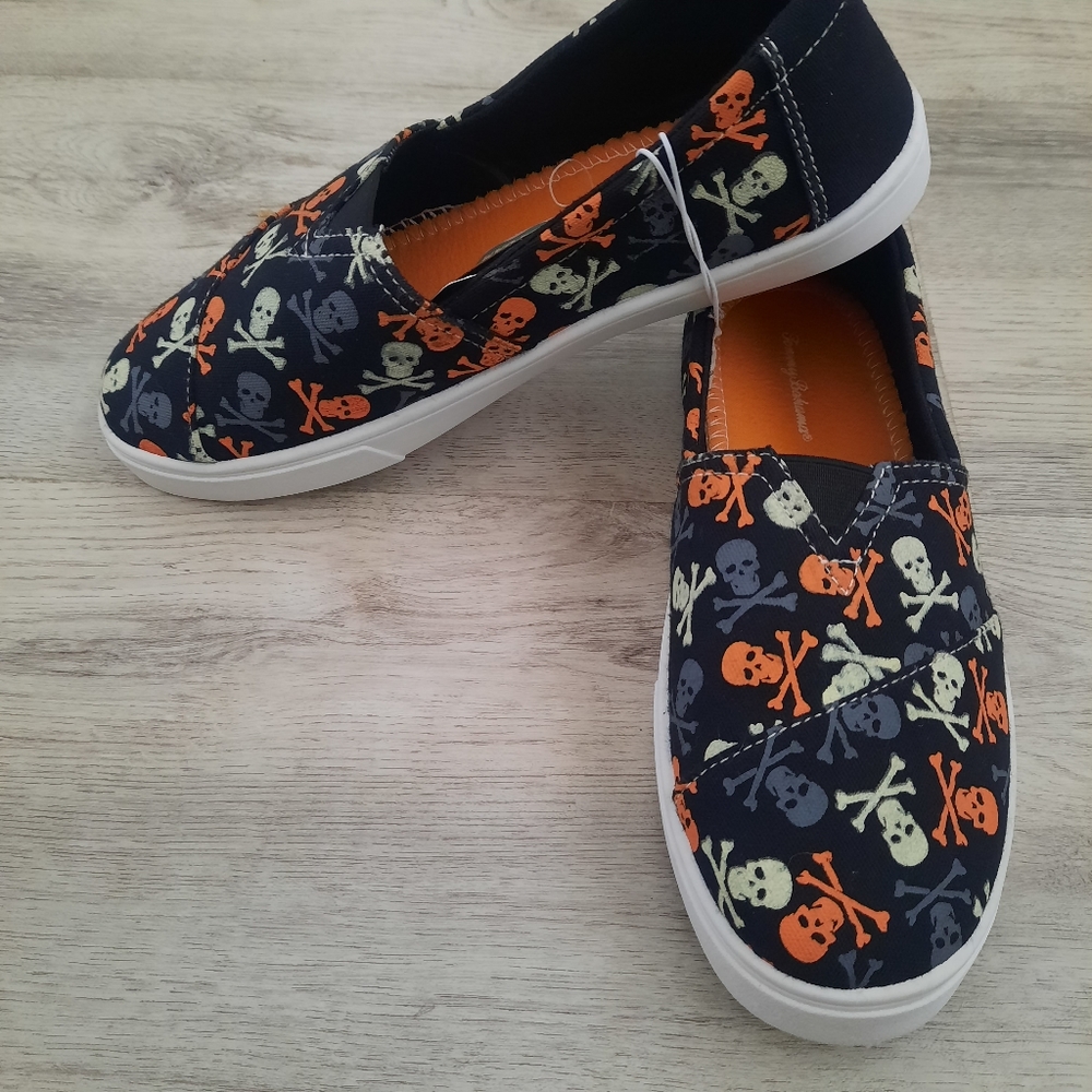 Tommy Bahama Skeleton Shoes